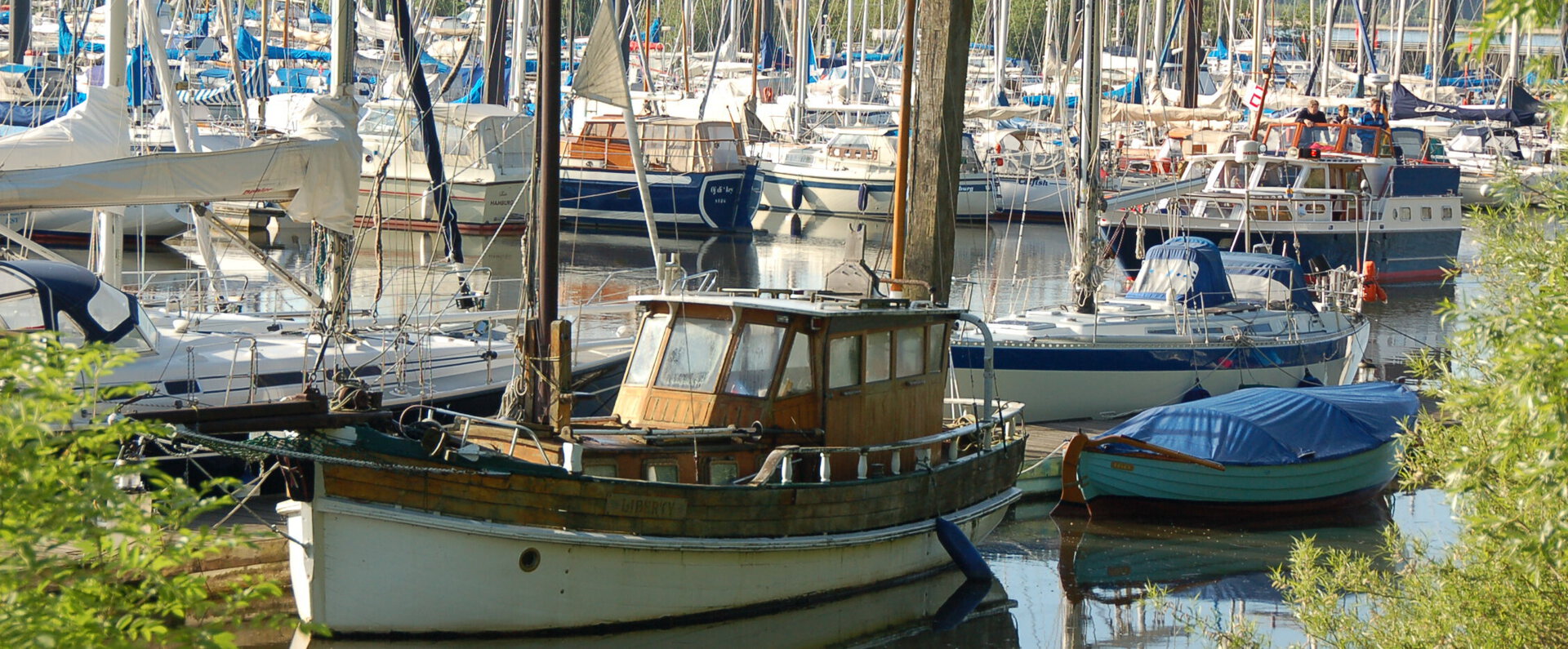 Hamburger_Yachthafen001